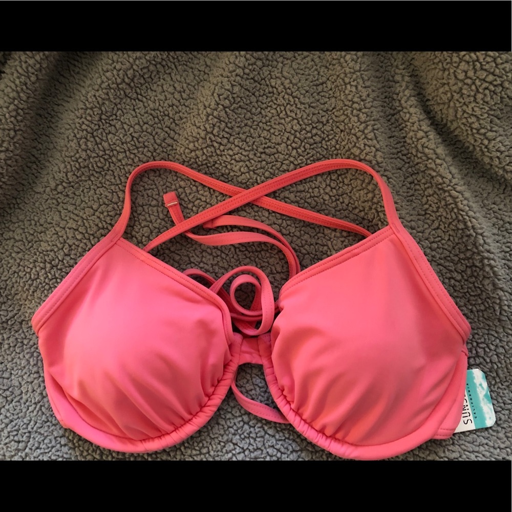 NWT Pink Sunsets bathing suit top